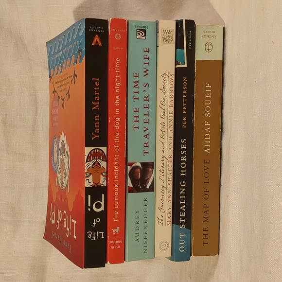 Book Club Bundle Novels Paperback Life of Pi Contemporary Lot of 6 Map of Love - Picture 14 of 14